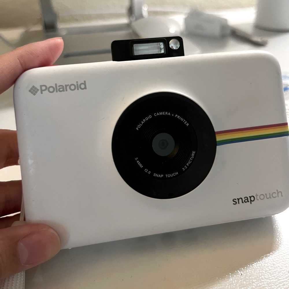 Polaroid Snaptouch camera